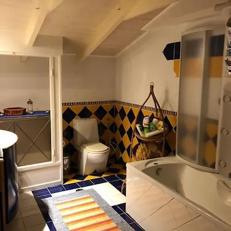 Apartment Exclusive - Prime Location Overlooking Harbour Symi